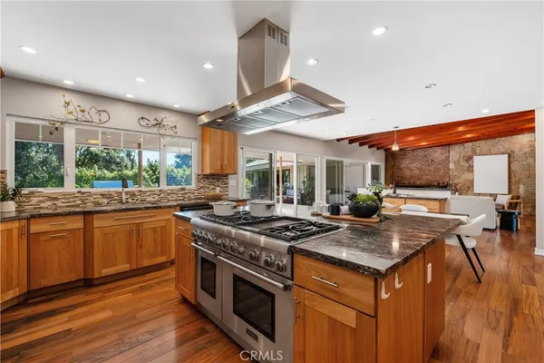 $2,940,000 | 2120 Yucca Avenue, Fullerton, CA 92835