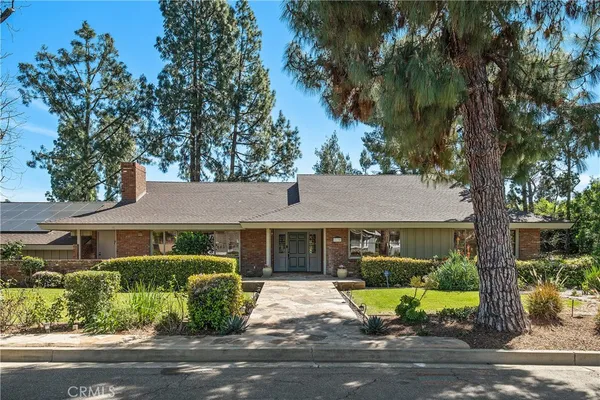 $2,940,000 | 2120 Yucca Avenue, Fullerton, CA 92835