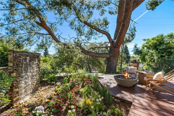 $2,940,000 | 2120 Yucca Avenue, Fullerton, CA 92835