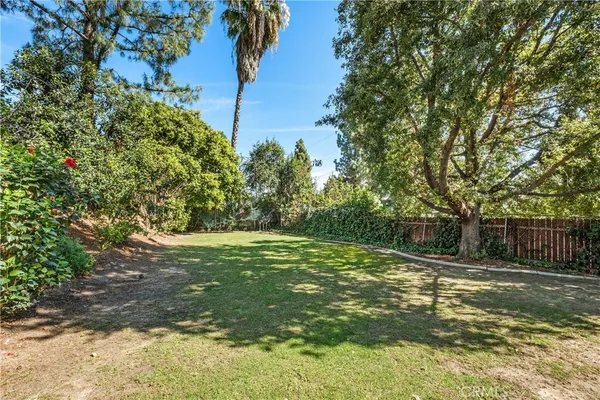 $2,940,000 | 2120 Yucca Avenue, Fullerton, CA 92835