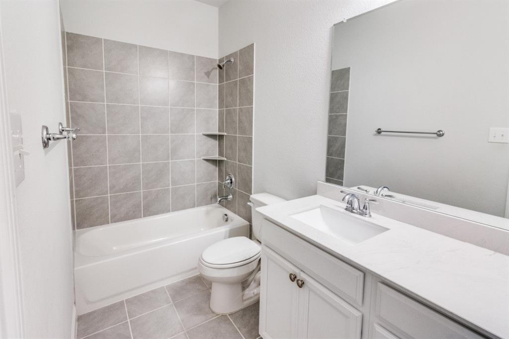 2073 Avondown Road Forney, TX 75126 - Photo 5 of 11