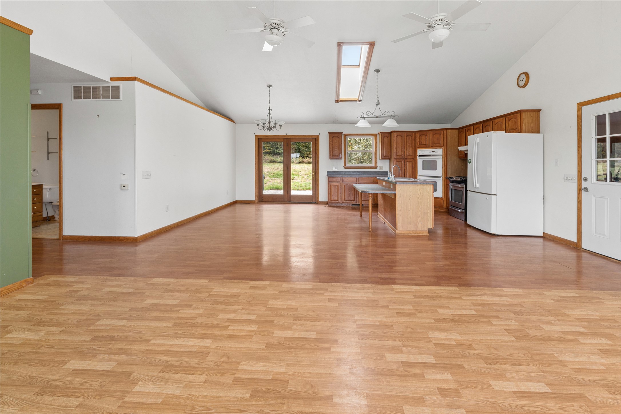 10046 New Road North East, PA 16428 - Photo 10 of 30 Gallery Image 10