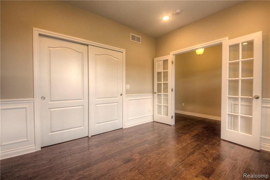 Tbd Tbd Walnut View Pinckney, MI 48169 - Photo 5 of 31
