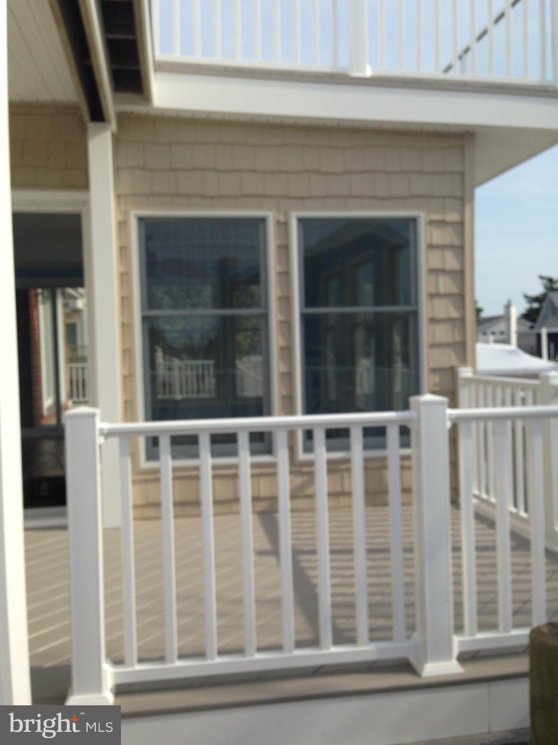 10600 Point Lookout Road Ocean City, MD 21842 - Photo 8 of 89 Side back deck