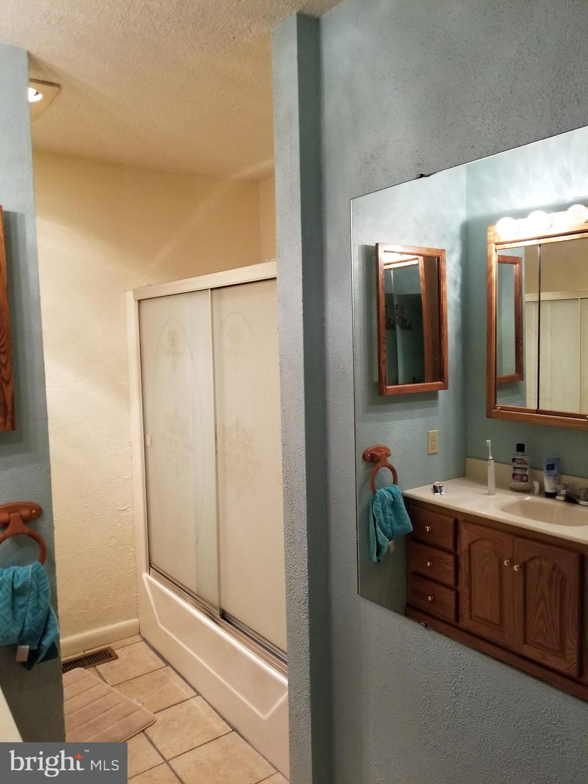 10600 Point Lookout Road Ocean City, MD 21842 - Photo 77 of 89 Bathroom 2