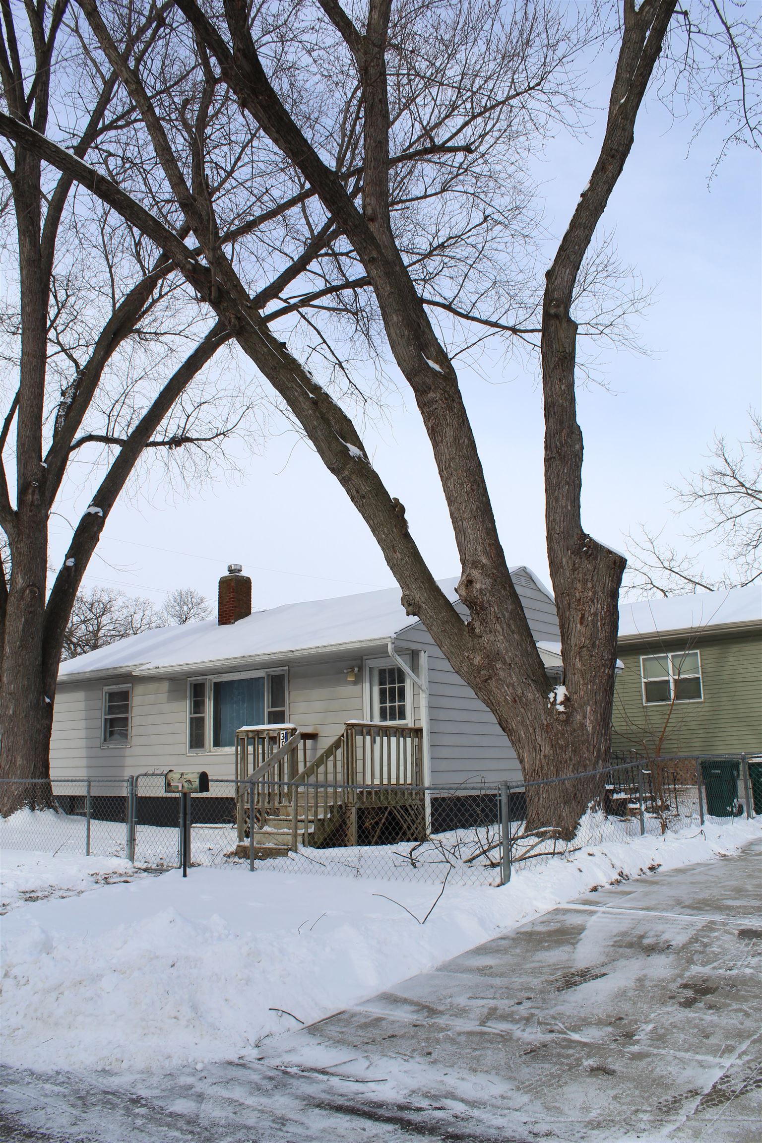 301 Rethke Avenue Madison, WI 53714 - Photo 2 of 33