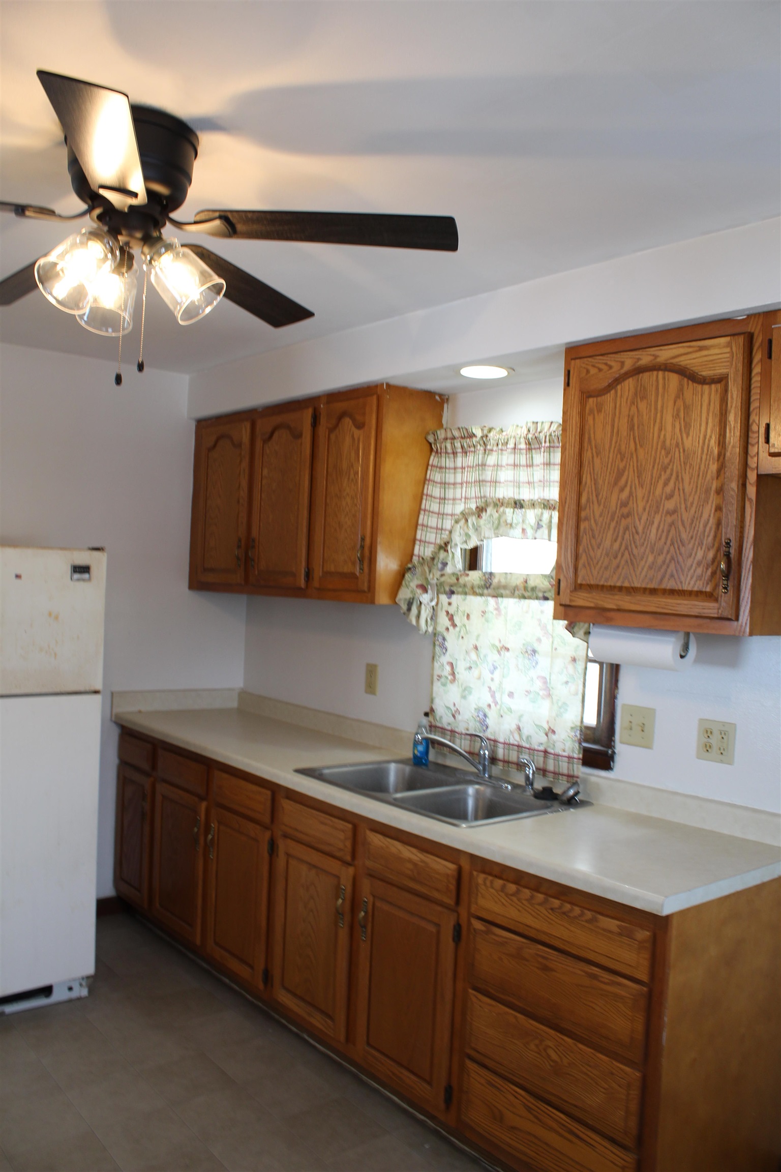 301 Rethke Avenue Madison, WI 53714 - Photo 4 of 33