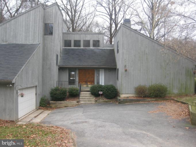 10540 Patuxent Ridge Way Laurel, MD 20723 - Photo 26 of 28 Exterior (Front)