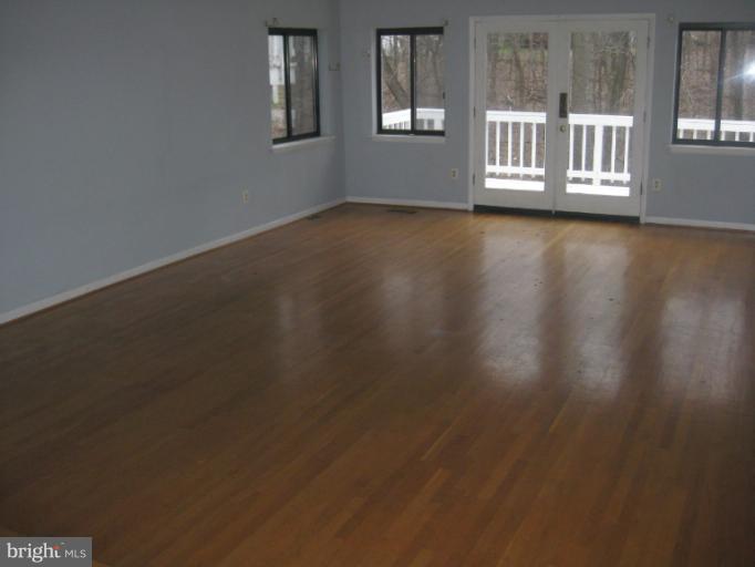 10540 Patuxent Ridge Way Laurel, MD 20723 - Photo 10 of 28 Dining Room