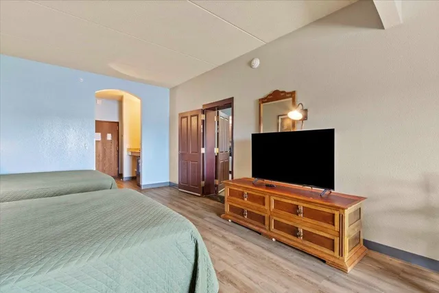 $225,000 | 2411 River Wisconsin Dells Wi 53965, Unit 2344, Wisconsin Dells, WI 53965