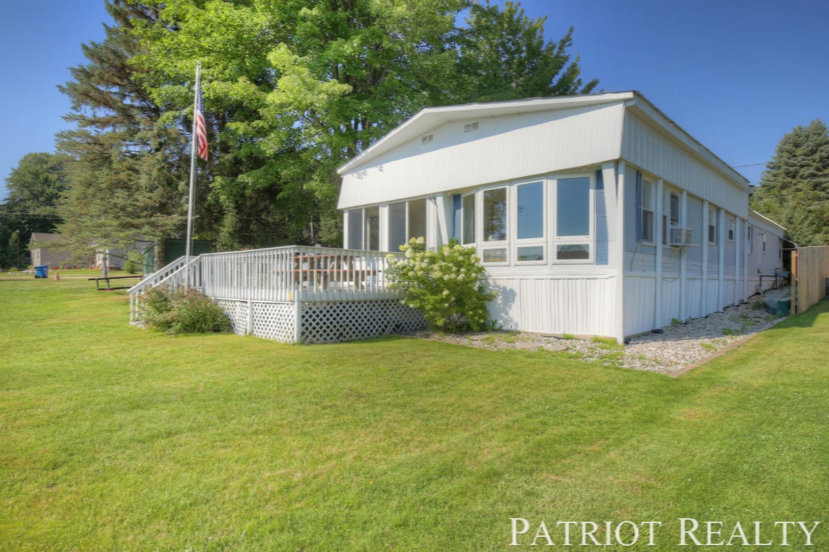 4488 White Road Pierson, MI 49339 - Photo 3 of 31 4488White_03