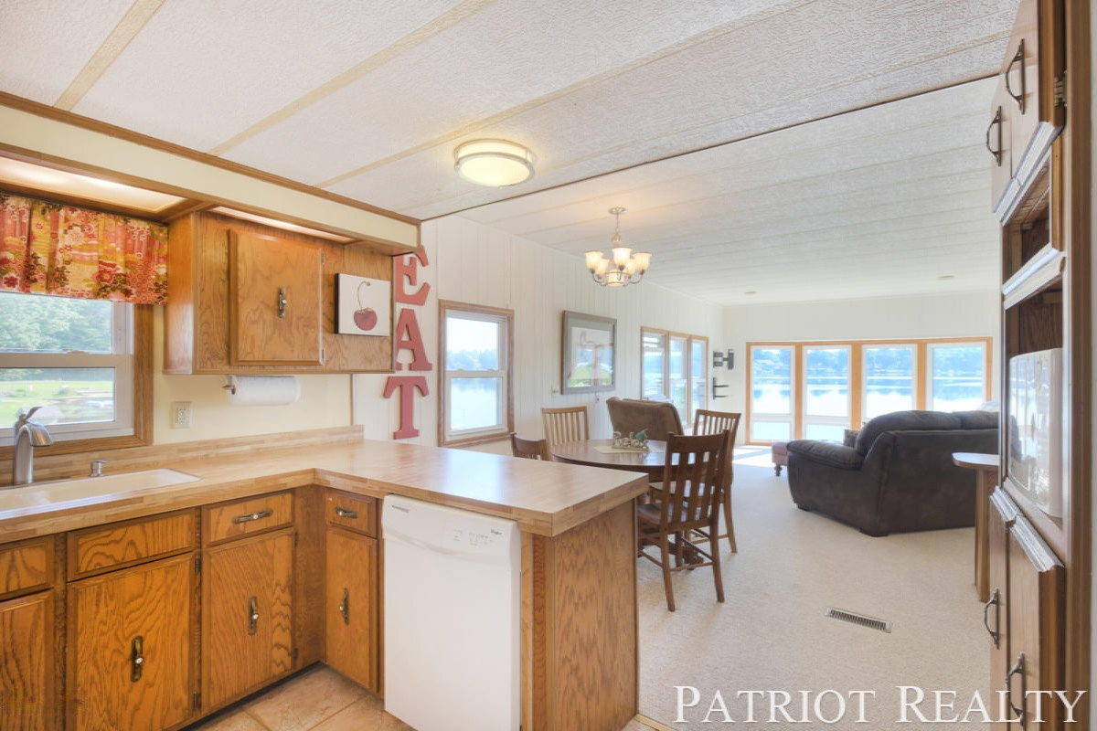 4488 White Road Pierson, MI 49339 - Photo 8 of 31 4488White_08