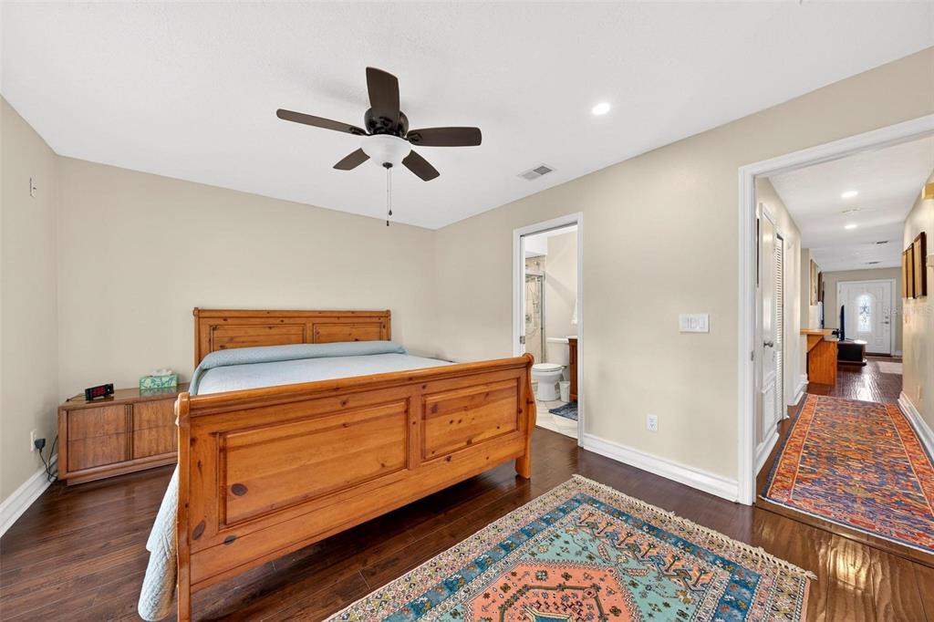 1024 Timor Avenue Orlando, FL 32804 - Photo 22 of 51 a room with furniture and wooden floor