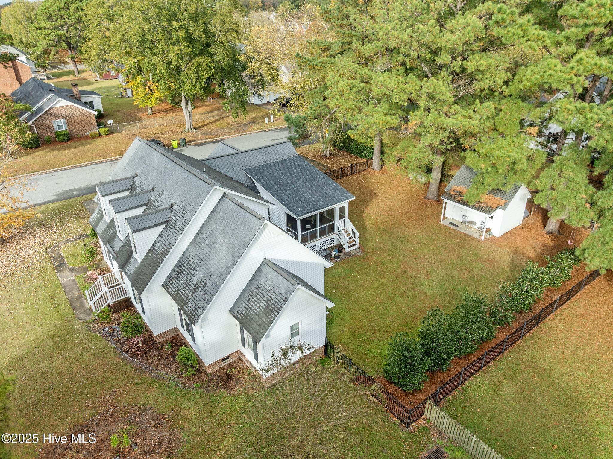 4695 Old Tar Road Winterville, NC 28590 - Photo 12 of 53 12-web-or-mls-DJI_0318