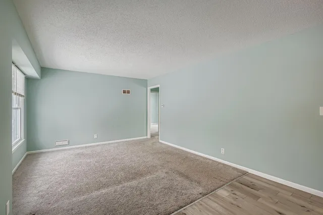 $435,000 | 2922 Simpson Street, Roseville, MN 55113