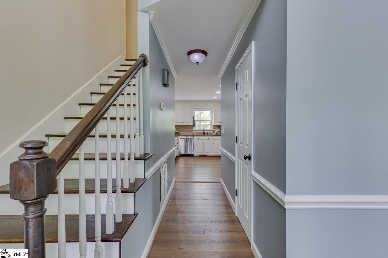 200 Forrester Creek Way Greenville, SC 29607 - Photo 4 of 50