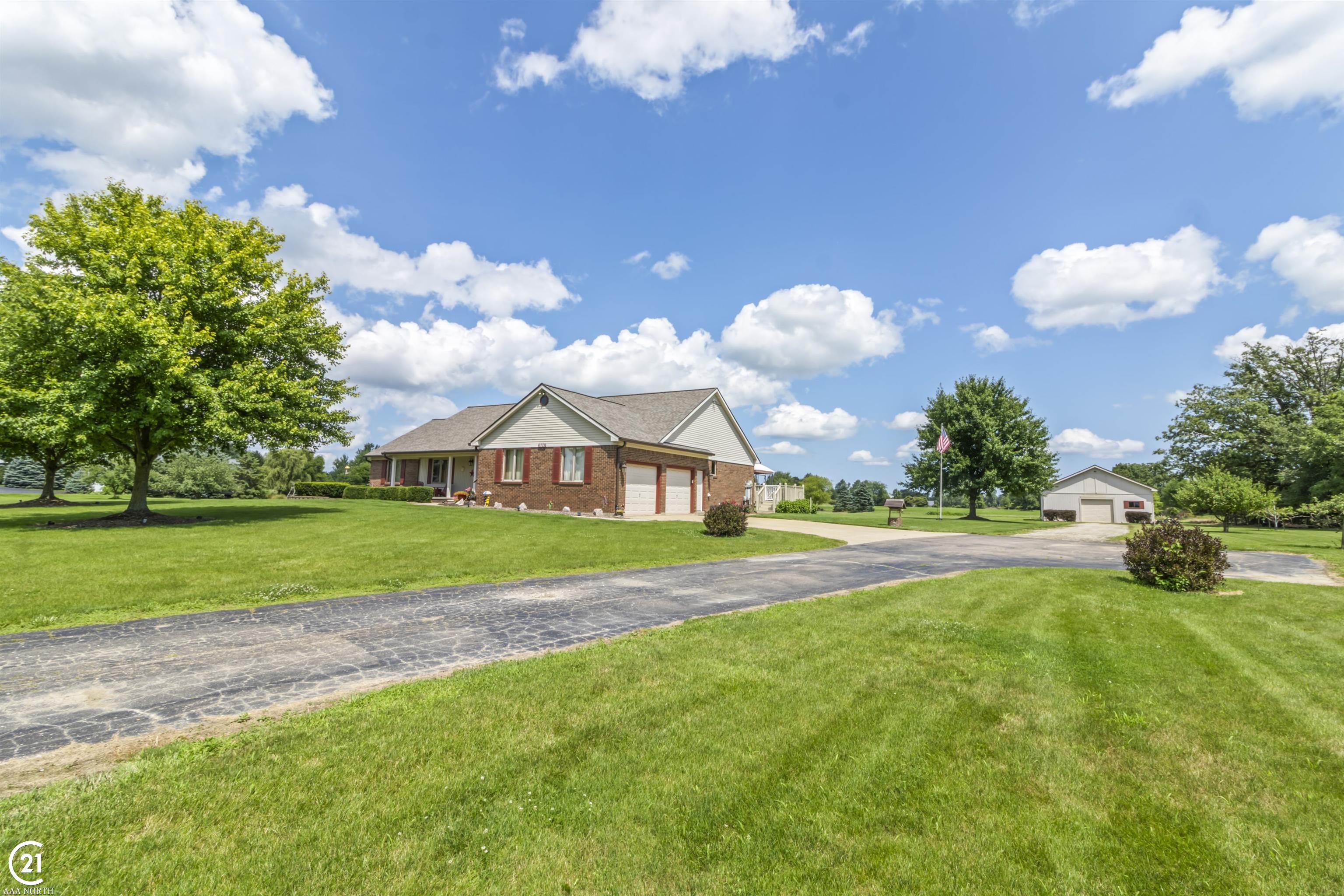 1100 Holmes Road Allenton, MI 48002 - Photo 4 of 63