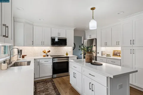 $1,095,000 | 3020 San Miguel Court, Concord, CA 94518