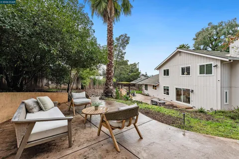 $1,095,000 | 3020 San Miguel Court, Concord, CA 94518