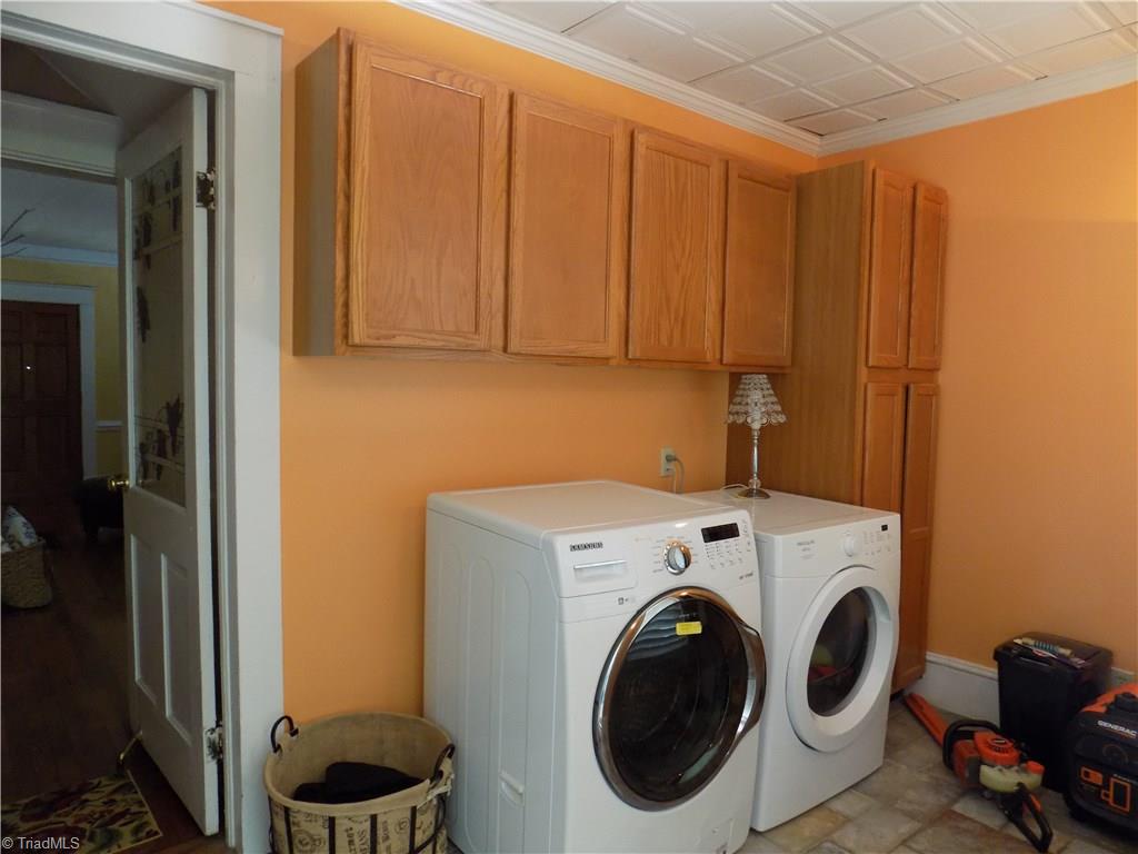 1013 North Hamilton Street High Point, NC 27262 - Photo 25 of 30 Mudroom/Laundry Room with Cabinet storage. Also includes large closet.