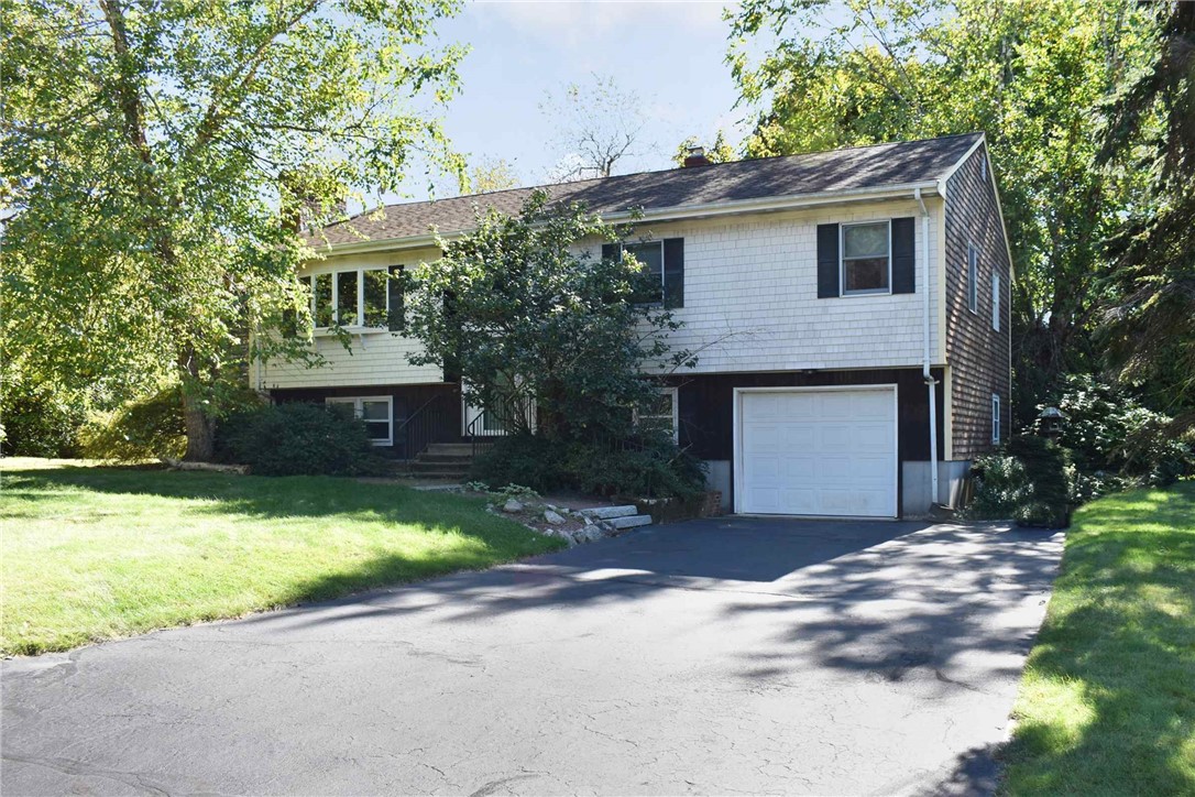40 Ridgeside Lane Tiverton, RI 02878 - Photo 1 of 29