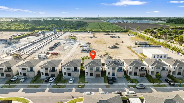 $945 | 275 Northwest 13th Place, Unit 1, Florida City, FL 33034