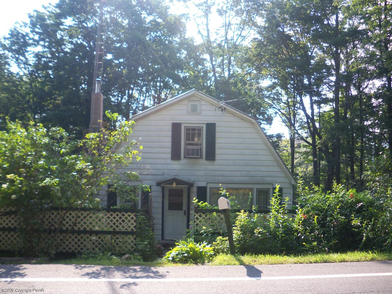 481 Carlton Road Tobyhanna, PA 18466 - Photo 1 of 8 Front of Home