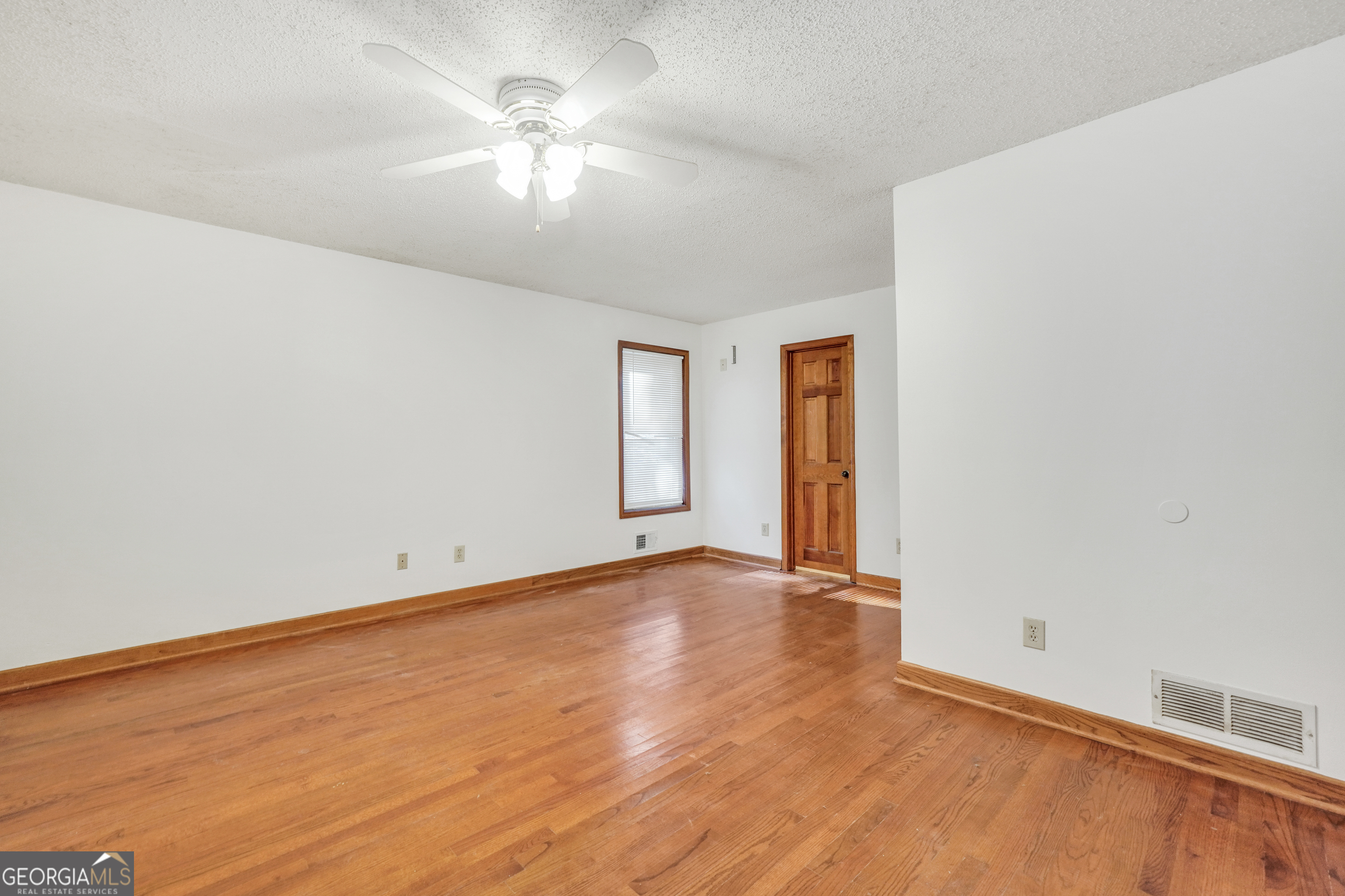 135 Springvalley Way Stockbridge, GA 30281 - Photo 33 of 47