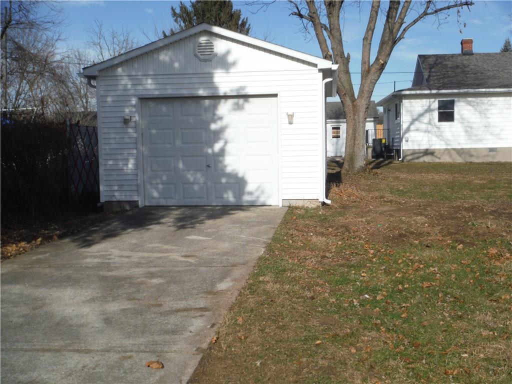 1703 North Lake Road Medway, OH 45341 - Photo 4 of 64