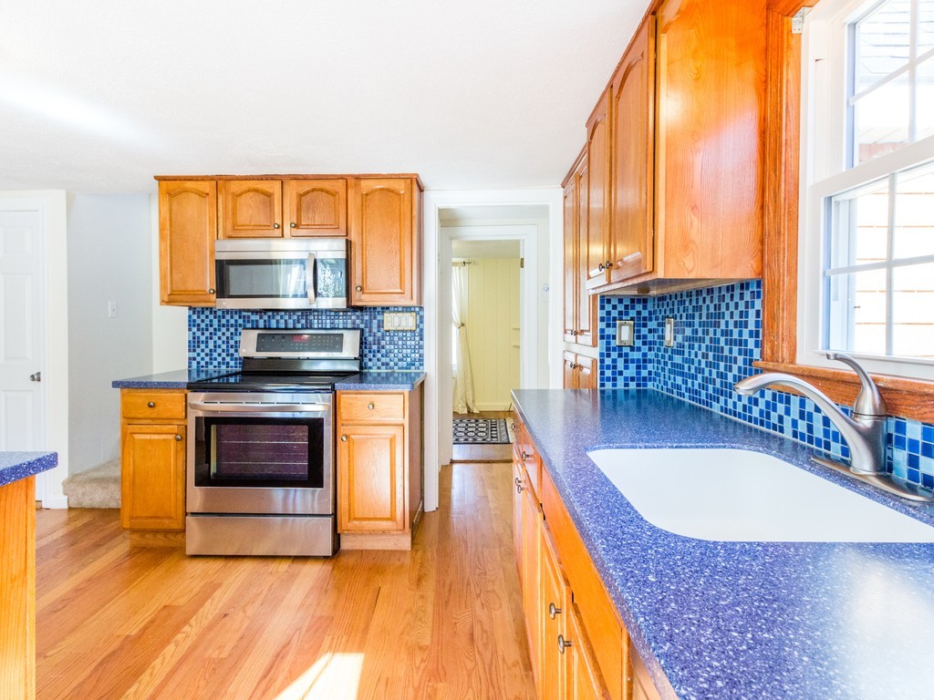 151 Wrentham Road Bellingham, MA 02019 - Photo 6 of 25 Gallery Image 6