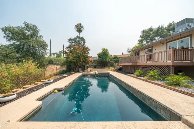 $455,000 | 2535 Ruby Court, Redding, CA 96001