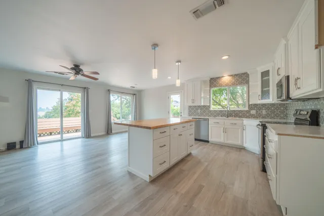 $455,000 | 2535 Ruby Court, Redding, CA 96001