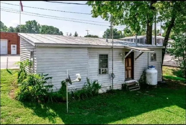 $214,900 | 120-114 North Central Street, Broadway, VA 22815