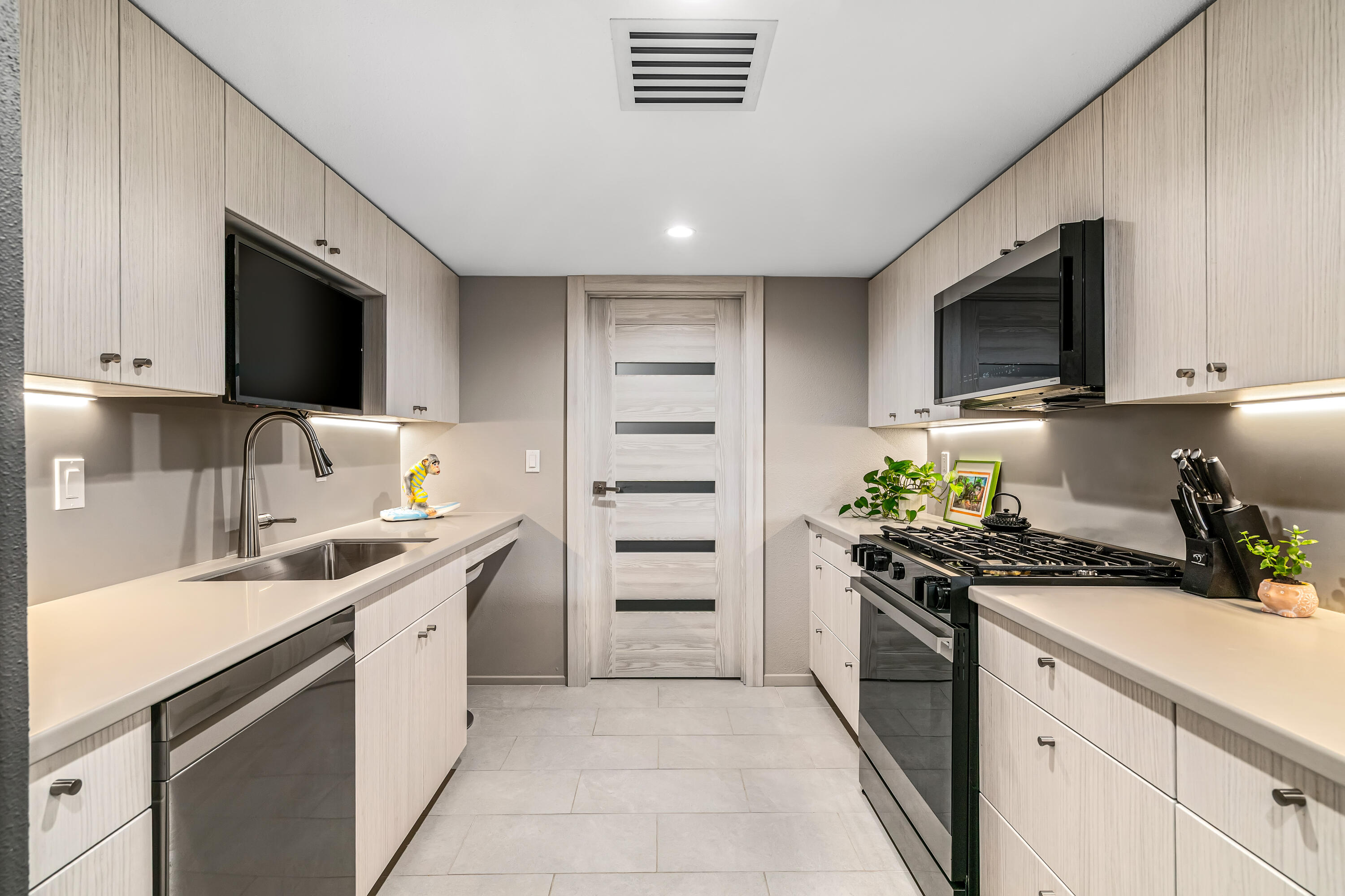 70800 Jasmine Lane Rancho Mirage, CA 92270 - Photo 12 of 56 113 IMG-22