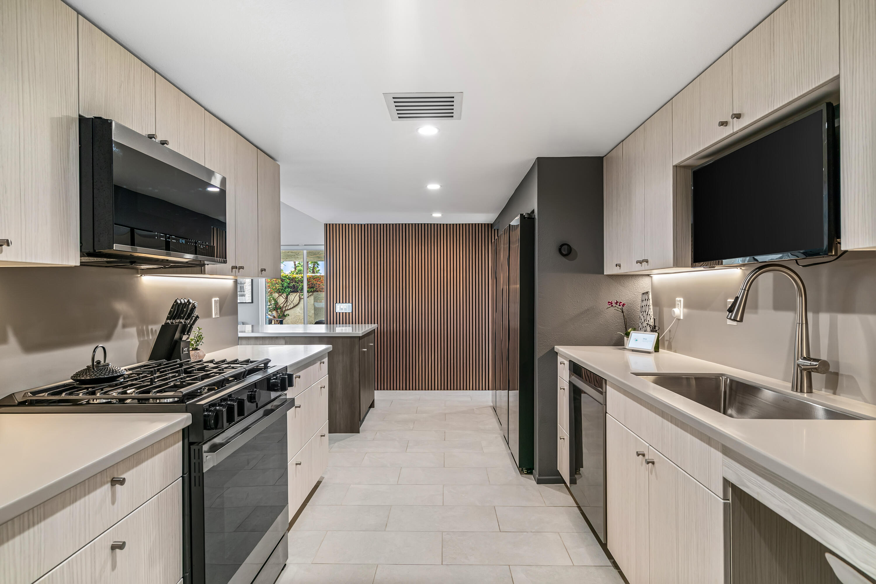 70800 Jasmine Lane Rancho Mirage, CA 92270 - Photo 13 of 56 113aIMG-24