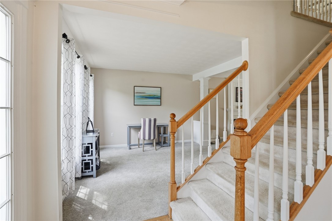 193 Sleepy Hollow Farm Road Warwick, RI 02886 - Photo 6 of 39