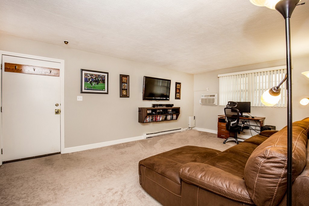 5 Walker Road, Unit 1 North Andover, MA 01845 - Photo 9 of 15 Gallery Image 9