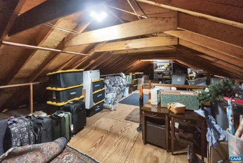 a view of a garage