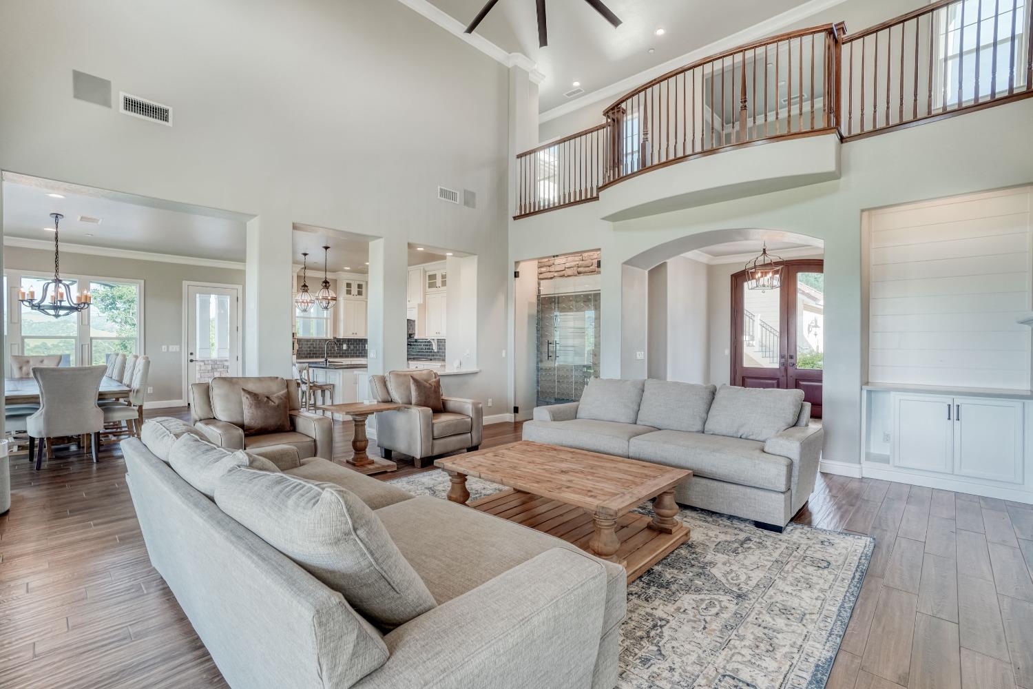 11660 Rusty Spur Lane Clovis, CA 93619 - Photo 17 of 84