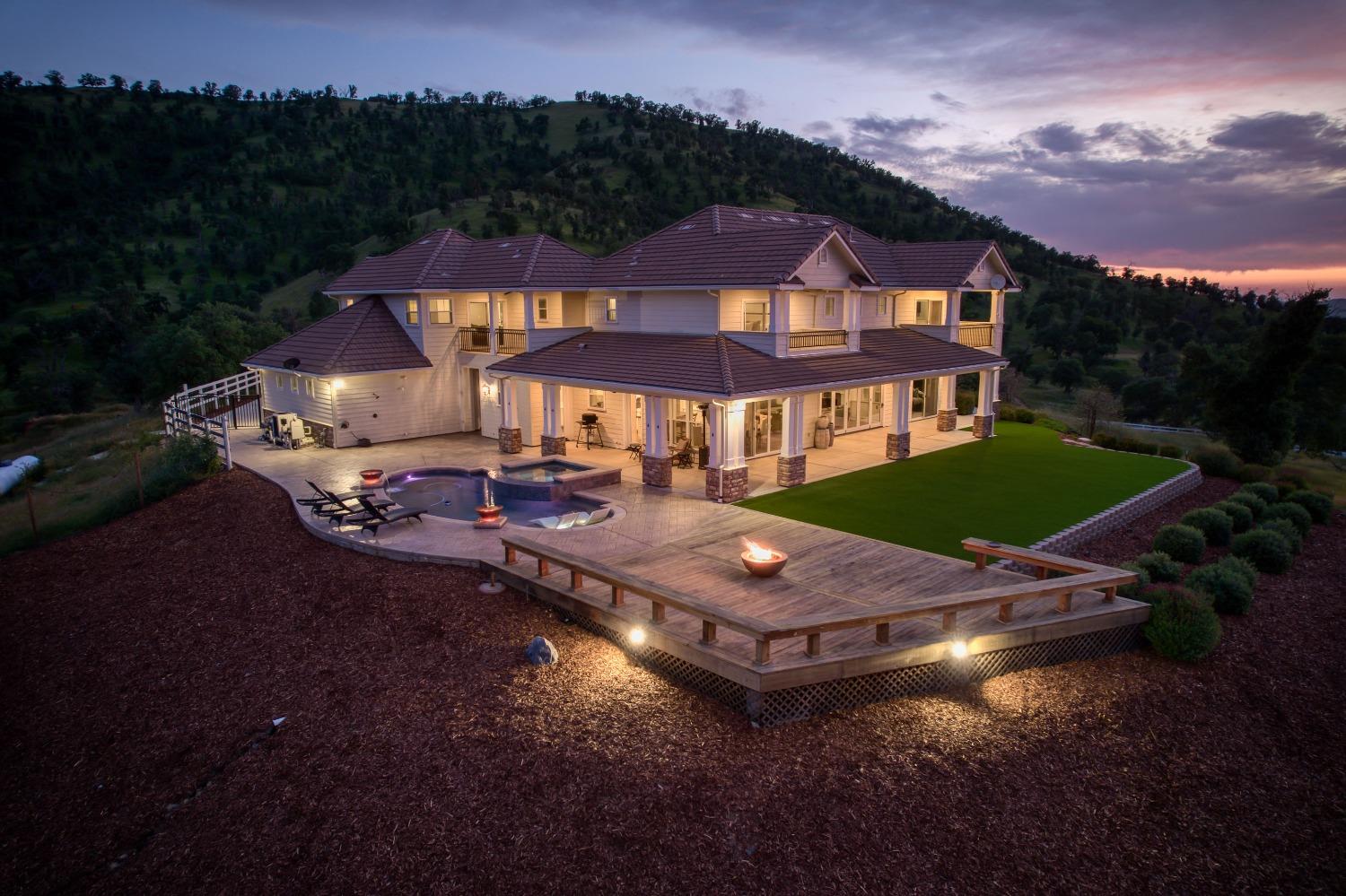 11660 Rusty Spur Lane Clovis, CA 93619 - Photo 2 of 84