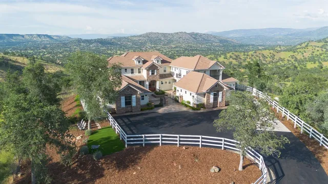 $2,450,000 | 11660 Rusty Spur Lane, Clovis, CA 93619