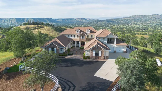 $2,450,000 | 11660 Rusty Spur Lane, Clovis, CA 93619