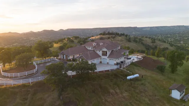 $2,450,000 | 11660 Rusty Spur Lane, Clovis, CA 93619