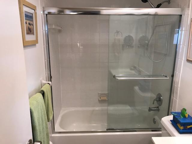 5510 North Ocean Boulevard, Unit 202 Ocean Ridge, FL 33435 - Photo 5 of 16 MASTER BATH