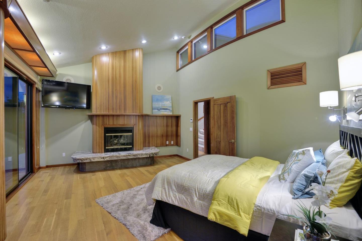 15345 Bohlman Road Saratoga, CA 95070 - Photo 20 of 58 Gallery Image 20