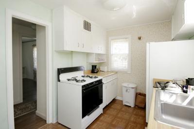 1229 Whites Road Kalamazoo, MI 49008 - Photo 6 of 21 Additional Photo