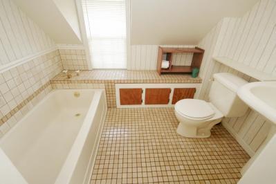 1229 Whites Road Kalamazoo, MI 49008 - Photo 9 of 21 Additional Photo