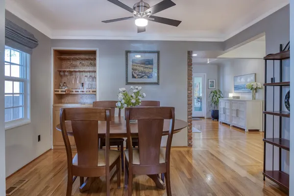 $585,000 | 215 Helen Avenue, Modesto, CA 95354