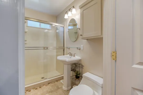$585,000 | 215 Helen Avenue, Modesto, CA 95354