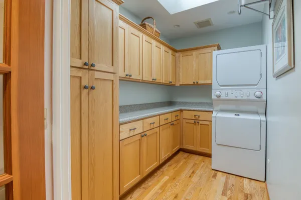 $585,000 | 215 Helen Avenue, Modesto, CA 95354